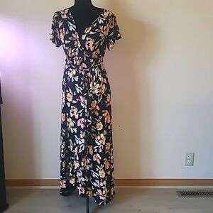 Isabel Maternity Black Floral High/Low Maxi Dresssize M